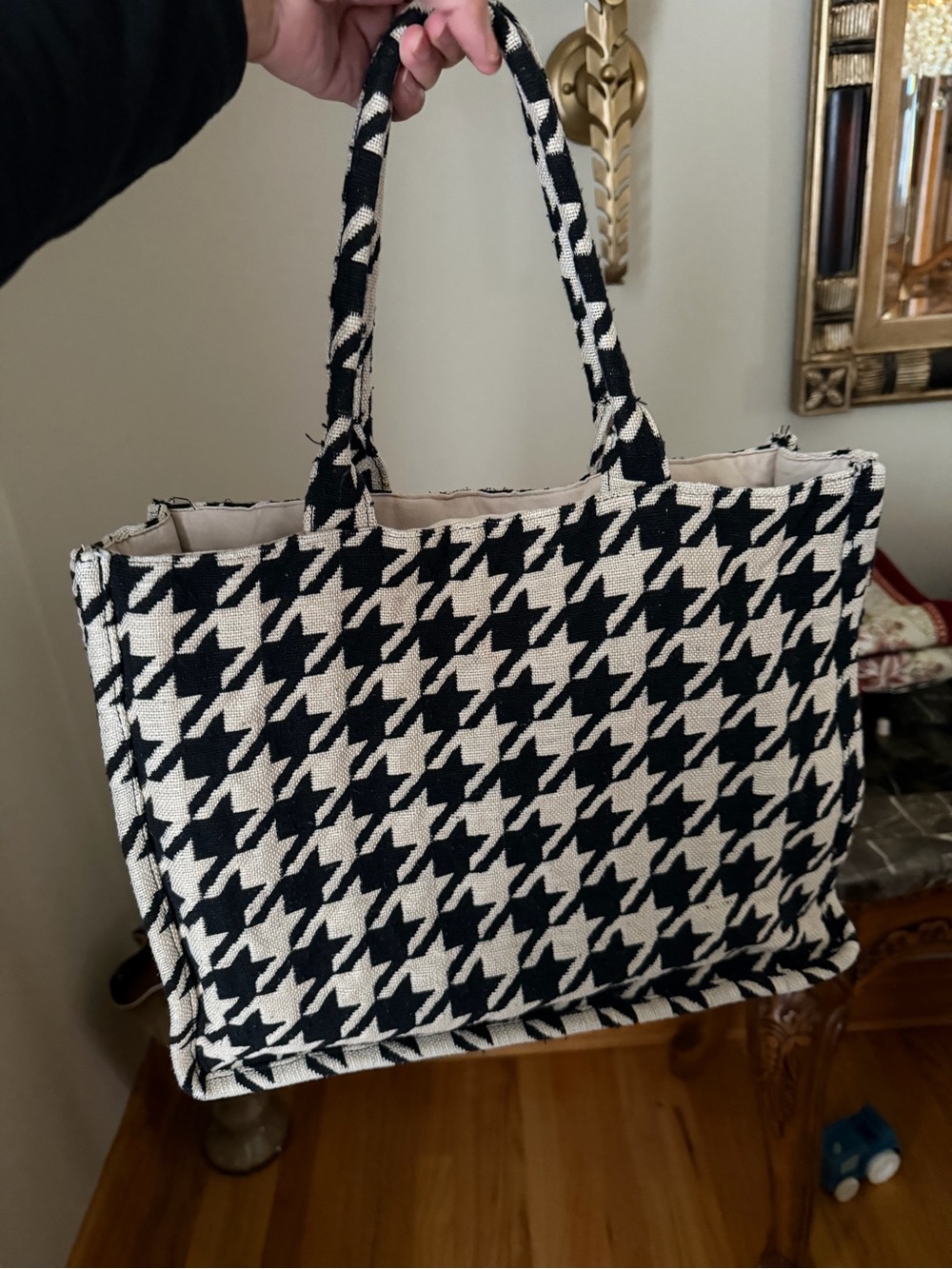 Black & Cream Houndstooth Tote Bag - Elegant Everyday Carry
